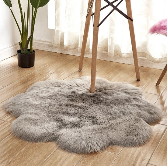 Artificial Woolen Rug