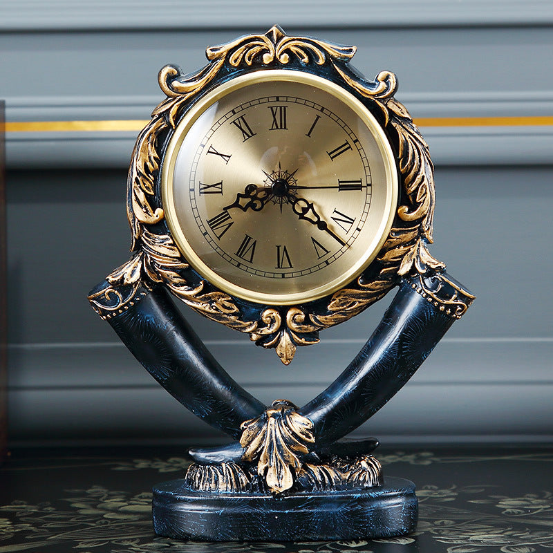 American Silent Pendulum Desk Clock