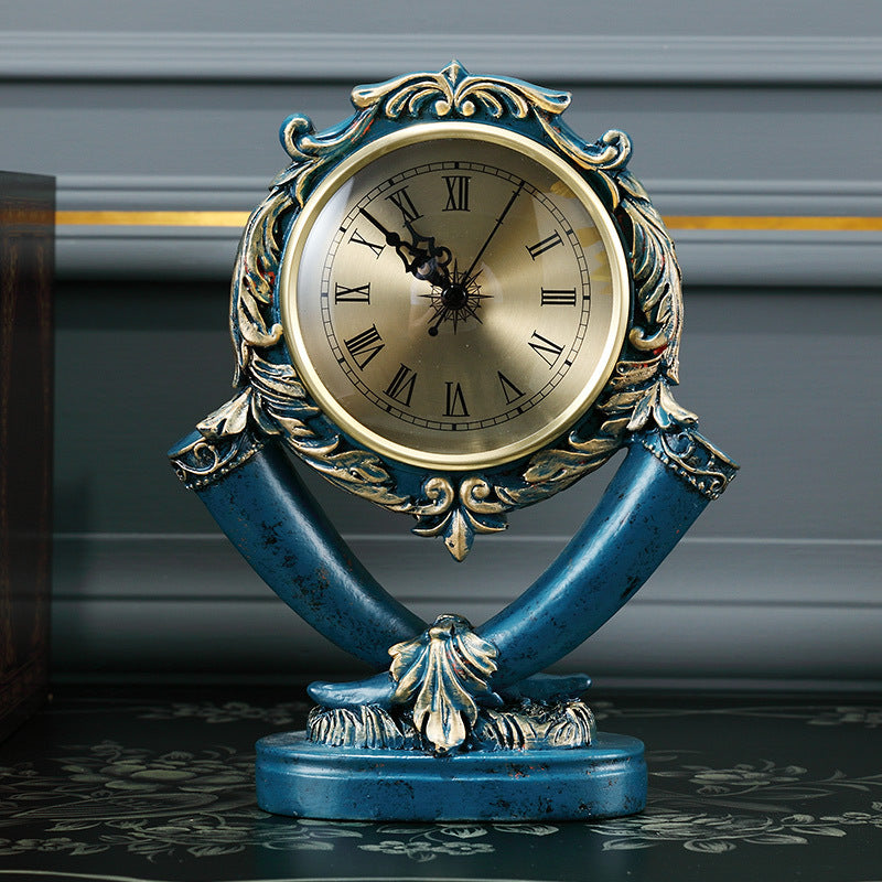 American Silent Pendulum Desk Clock